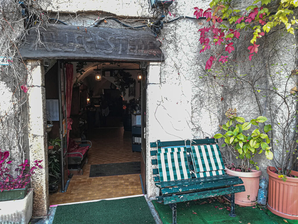 Porta di ingresso alla cocceria alla stella, parte integrante della nostra storia